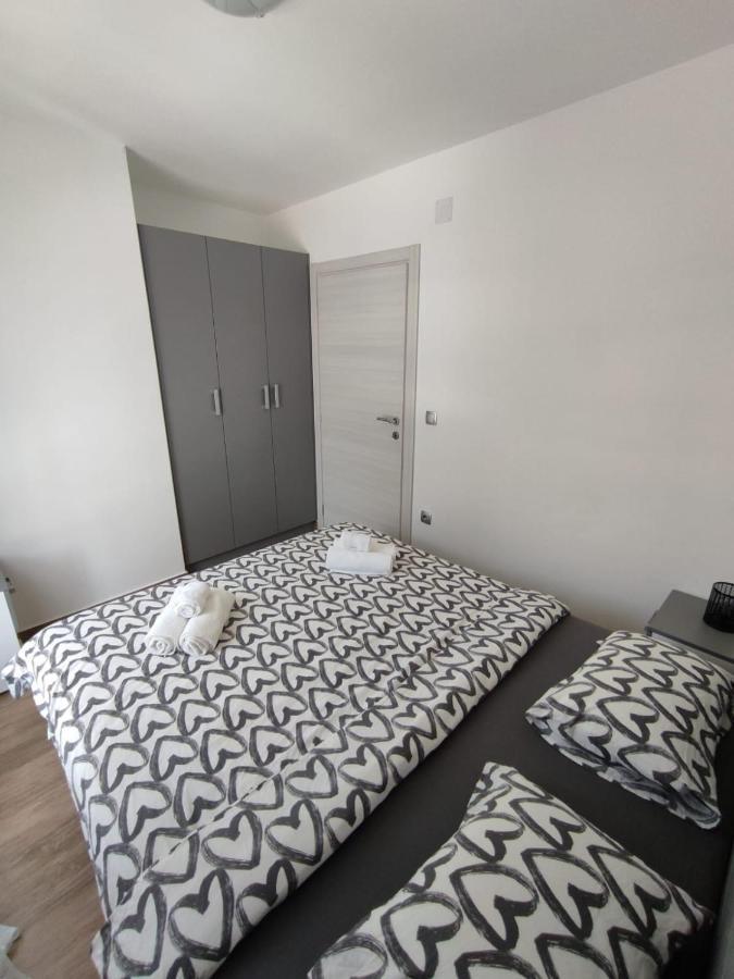 Apartman Ivana Biograd Na Moru Exteriör bild
