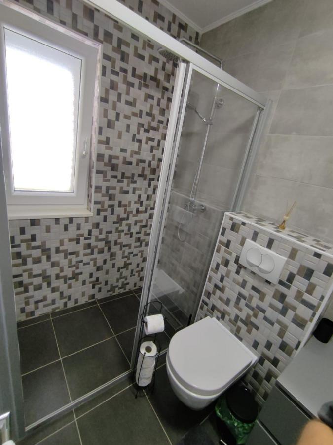 Apartman Ivana Biograd Na Moru Exteriör bild