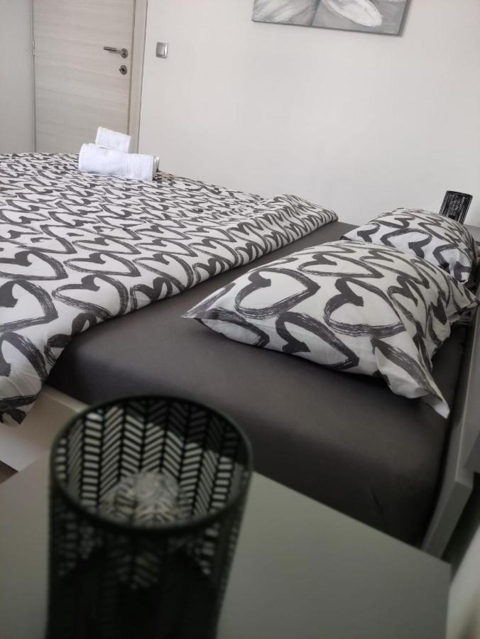 Apartman Ivana Biograd Na Moru Exteriör bild