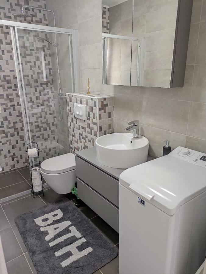 Apartman Ivana Biograd Na Moru Exteriör bild