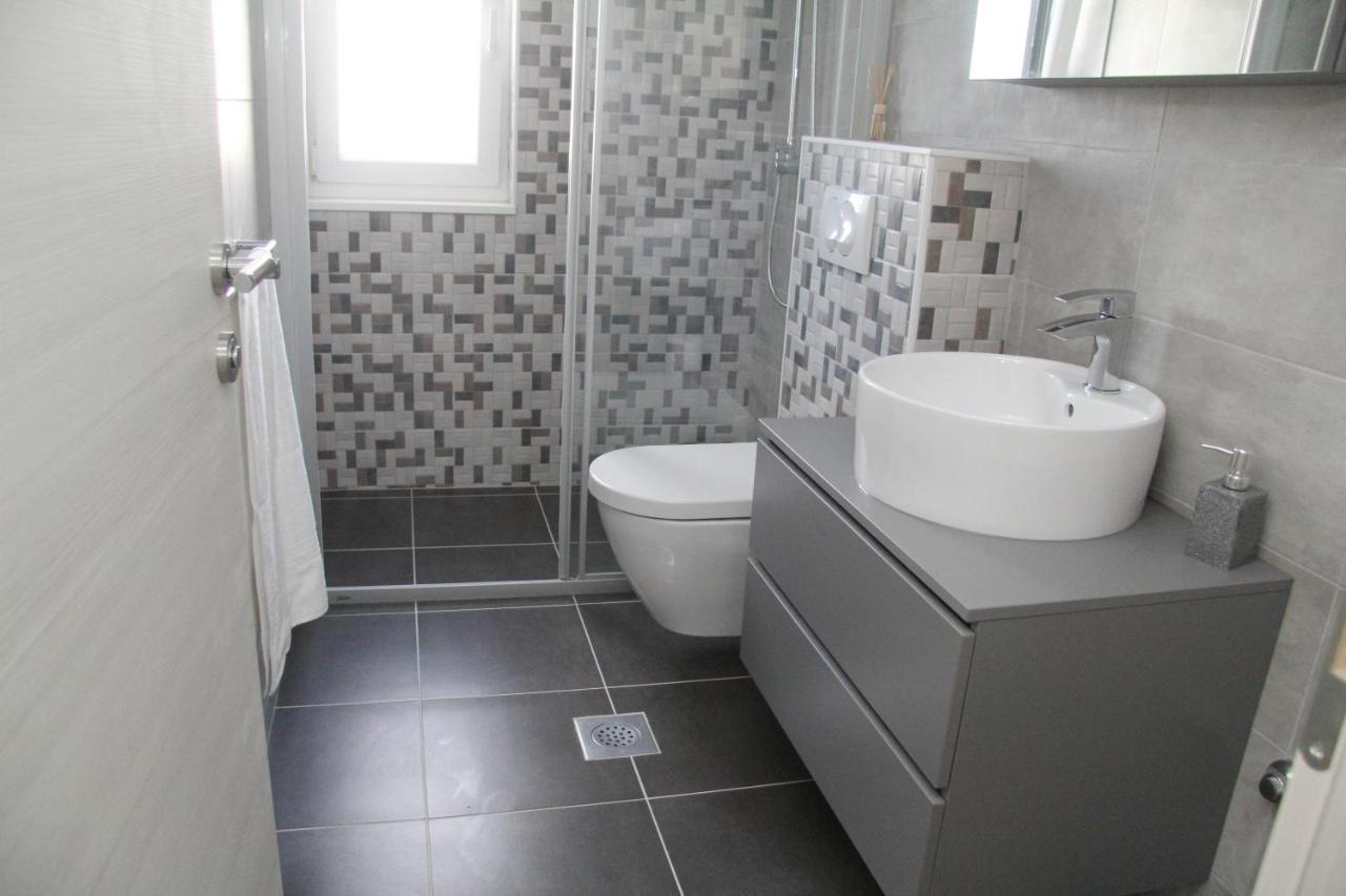 Apartman Ivana Biograd Na Moru Exteriör bild